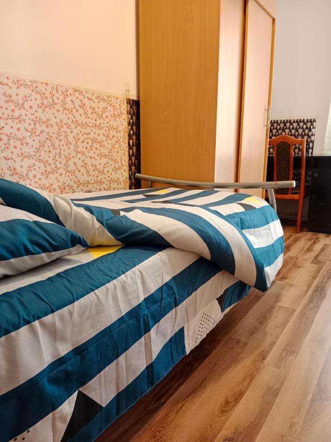 La Madriguera Bed & Breakfast Рашин Екстериор снимка